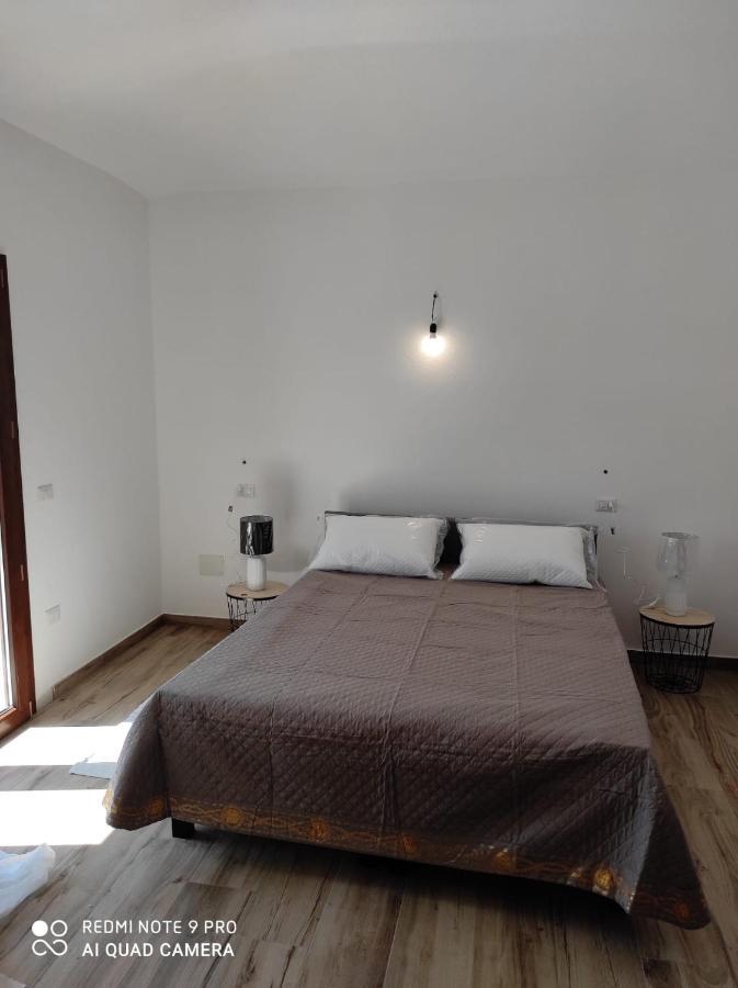 Appartement F2 Meuble Loculi Exterior photo