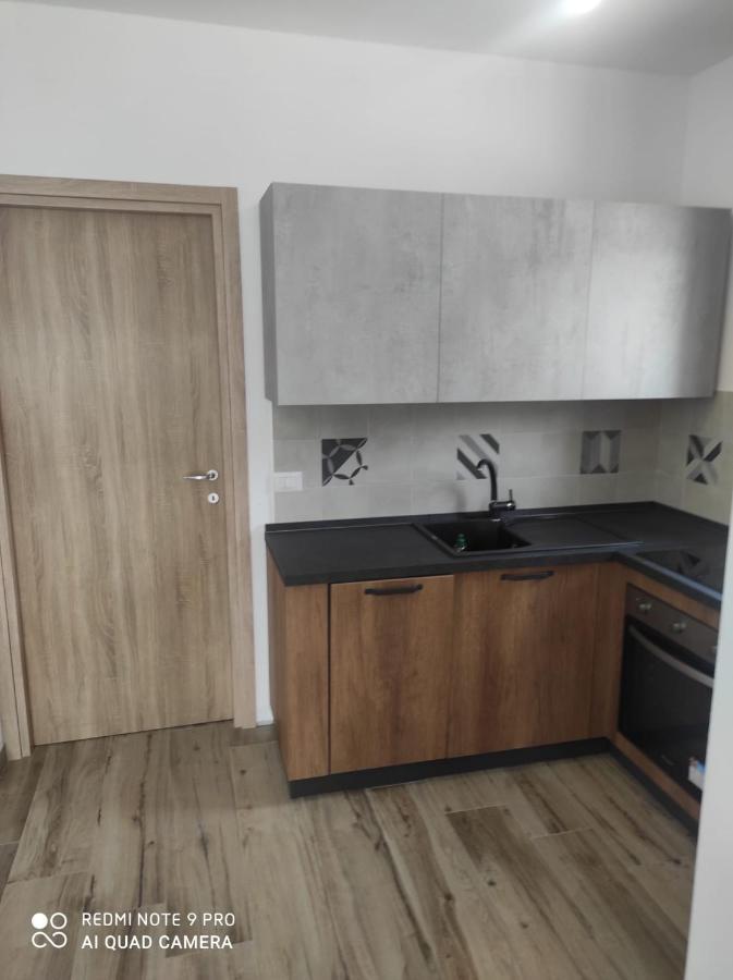 Appartement F2 Meuble Loculi Exterior photo